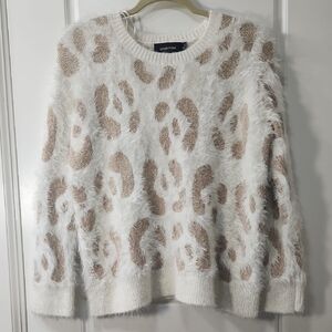 MINKPINK White and Tan Crewneck Eyelash Textured Sweater - XS